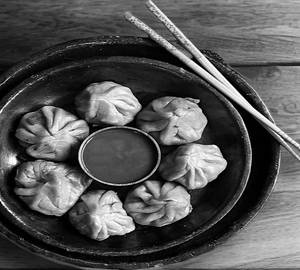 Chicken tikka stream momos ( 5 pcs)