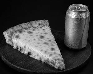 Chicago Pizza Monoster Cheese Slice + Diet Coke 250ml