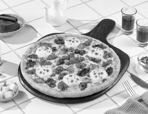 The Meat Eater FOUR CHEESE PIZZA [BIG 10"]