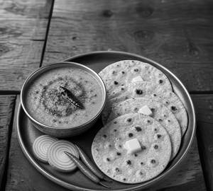 Dal Tadka With 4 Butter Roti