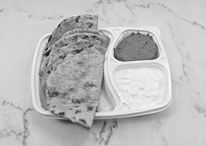 Aloo Paratha & Curd Combo