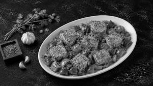 Cottage Cheese Butter Garlic (gravy) - 8 Pcs