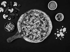Sourdough Truffle Wild Chicken Pizza