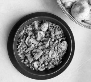 Tawa Mushroom Masala