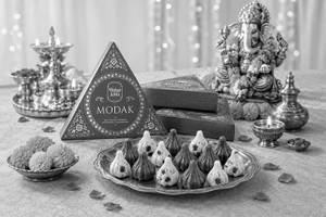 Mithai Jalsa 11 Pcs Premium Modak