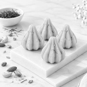 Khoya Kesar Modak