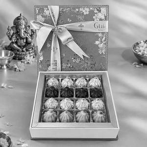 Gulab Assorted Modak Box (16 Pcs)