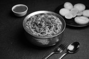 Veg Schezwan Noodles (serves 1-2)