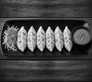 Paneer Momos (Steamed)