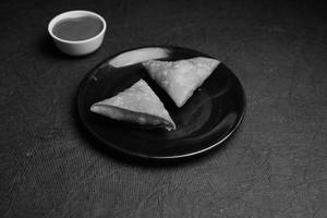 Onion Samosa (2pcs)