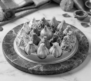 21 Pc Dryfruit Assorted Modak Tray