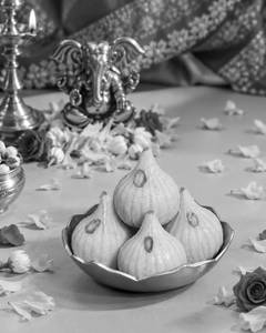 Kaju Modak