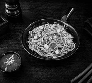 Paneer Schz Hakka Noodle
