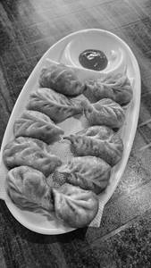 Paneer fried momos