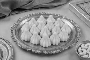 Kaju Modak