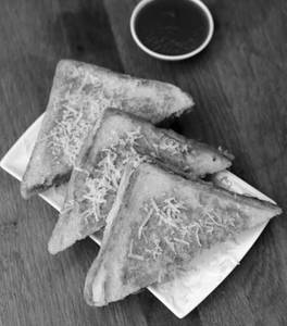 Spicy aloo sandwich [4 pieces]