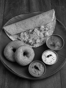 Santosham Ghee Masala Dosa + Medu Wada