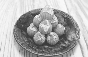 Kaju Kesar Modak
