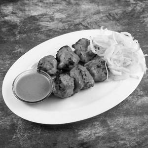 Chicken Tikka Kebab (6 Pcs)