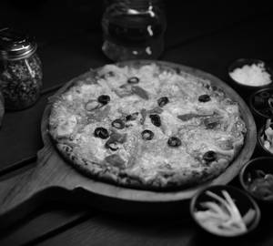 Loaded Exotic Pizza