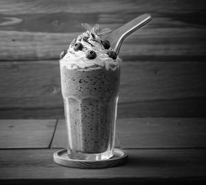 Blueberry milk shake