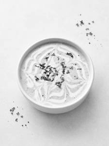 Cream Of Broccoli And Almond Soup