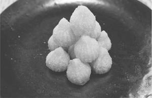 White Khoprapak Modak