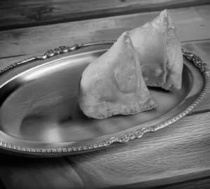 Samosa ( 2 Pieces)