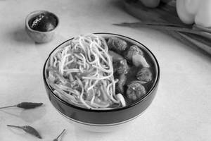 Gochujang Glazed Crispy Potato Noodle Bowl