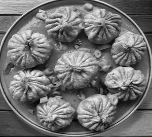Pizza momos