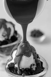 Nutella Crunch Sundae