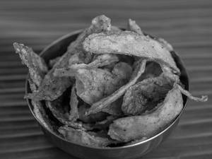 Aalu-r Khosha Bhaja