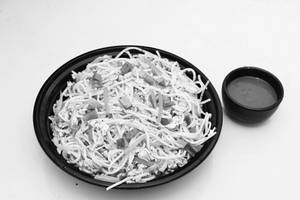 Egg Hakka Noodles