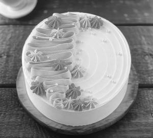 Ribbon Vanilla Cake