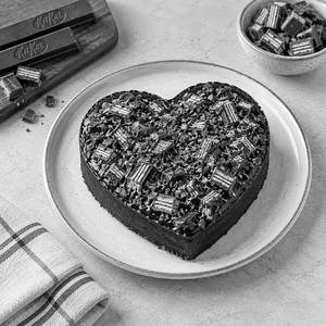 Belgian Chocolate KitKat Brownie Heart Cake [300 Gms]