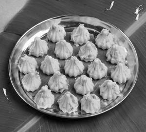 Rose Gulkand Modak