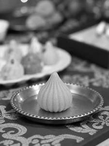 Strawberry Khova Modak