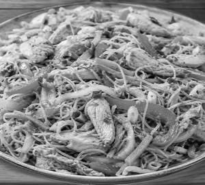 Chicken singapore chow