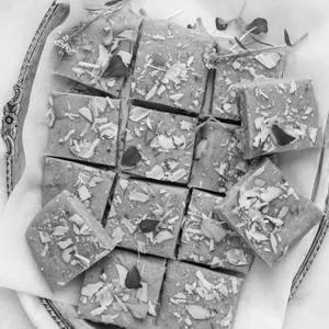 Besan Burfi