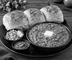 Butter Pav Bhaji