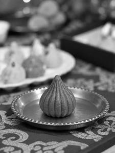 Chocolate Khova Modak