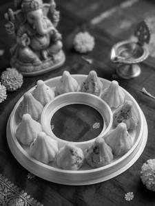 11 pcs Assorted Modak