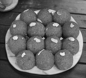 Special Kaju Ladoo (5Pcs)