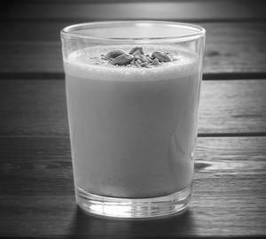 Hot Pista Milk