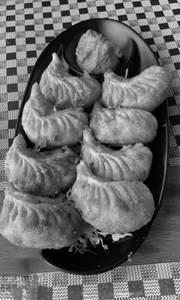Veg Fried Momos 6 Pcs