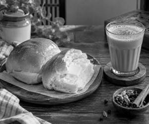 Bun Makkhan & Masala Chai
