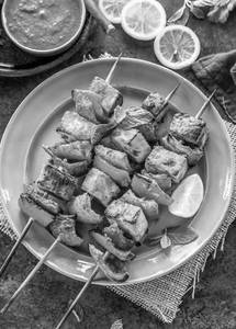 Tandoori Dawat Tikka(pinappele,paneer&mushroom > All 3 Pie)
