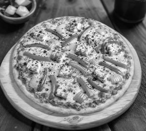 Onion Capsicum Pizza (8 Inches)