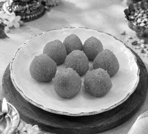 Motichoor Modak (Desi Ghee)