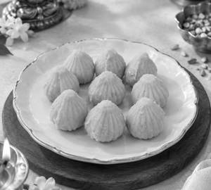 Kesar Khoya Modak